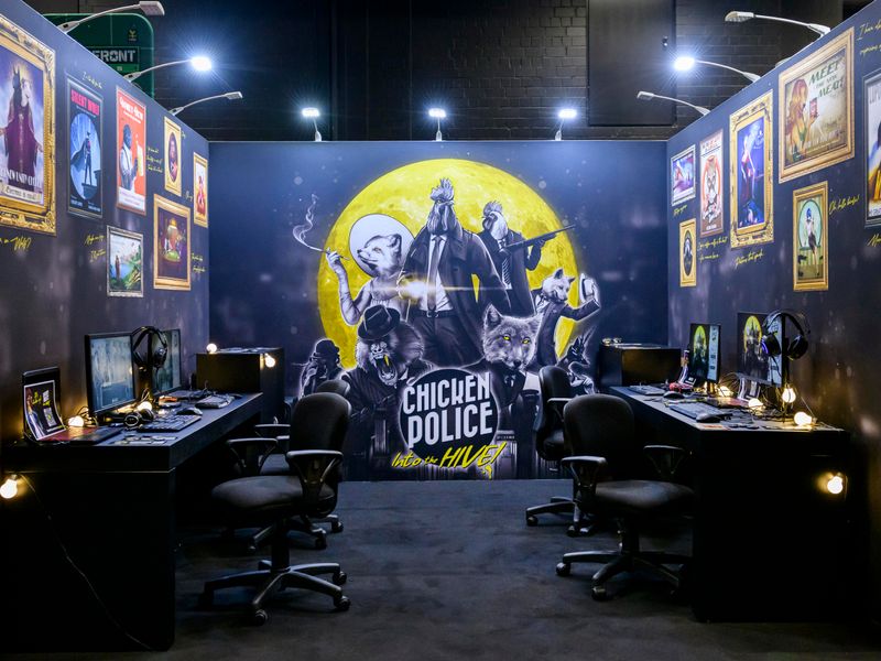 Chicken Police booth Chicken Police 12,25 m² trade show in-line booth